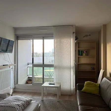 Montparnos - Gare Montparnasse - Vue Tour Eiffel Paris